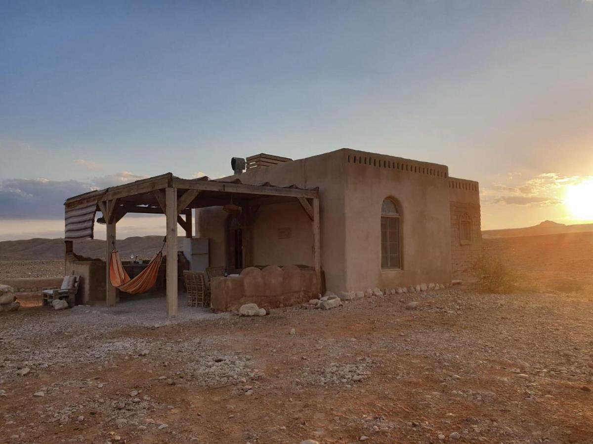 Desert Days Mud Cabin'S Resort Tzukim Екстериор снимка