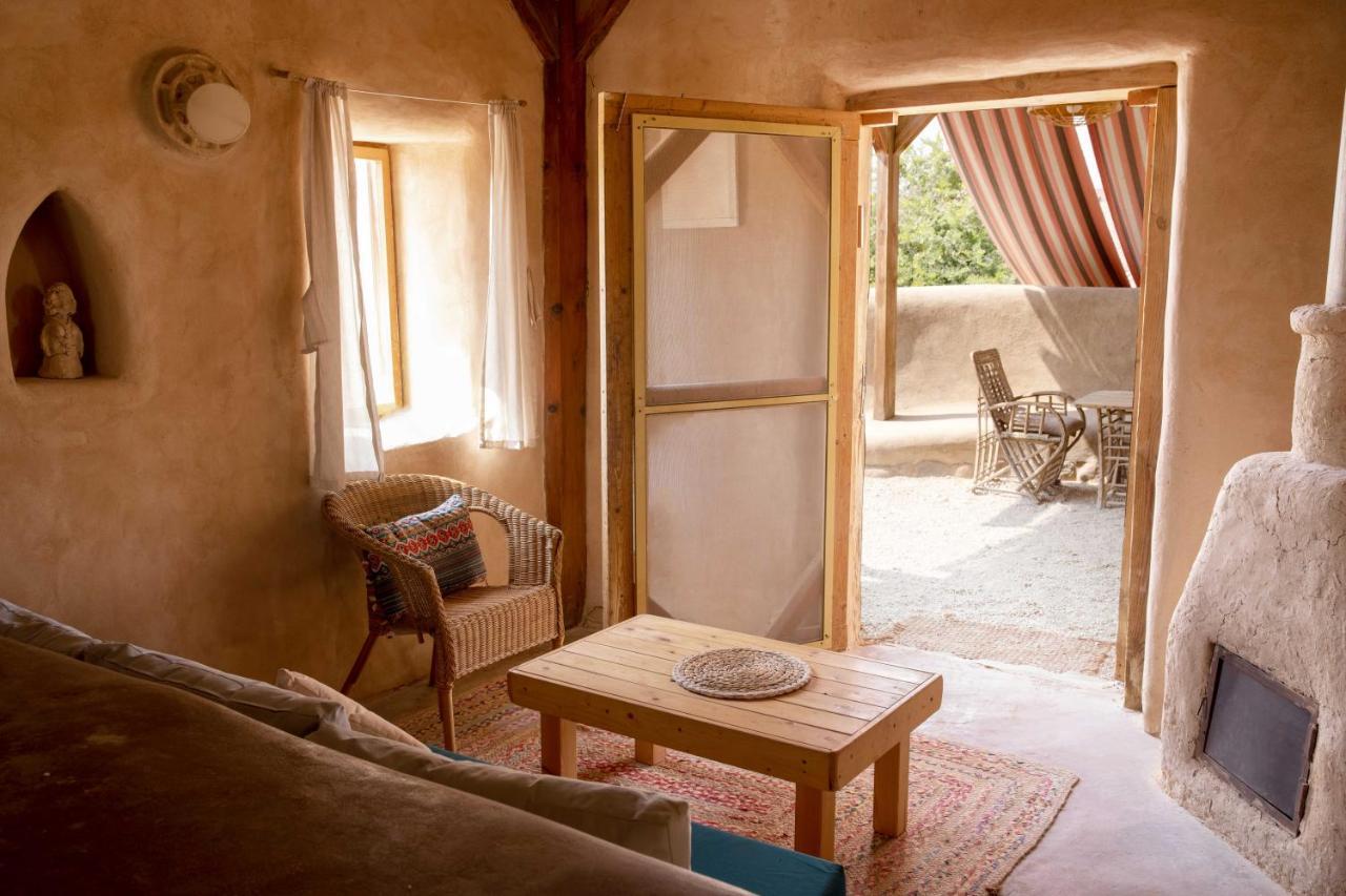 Desert Days Mud Cabin'S Resort Tzukim Екстериор снимка