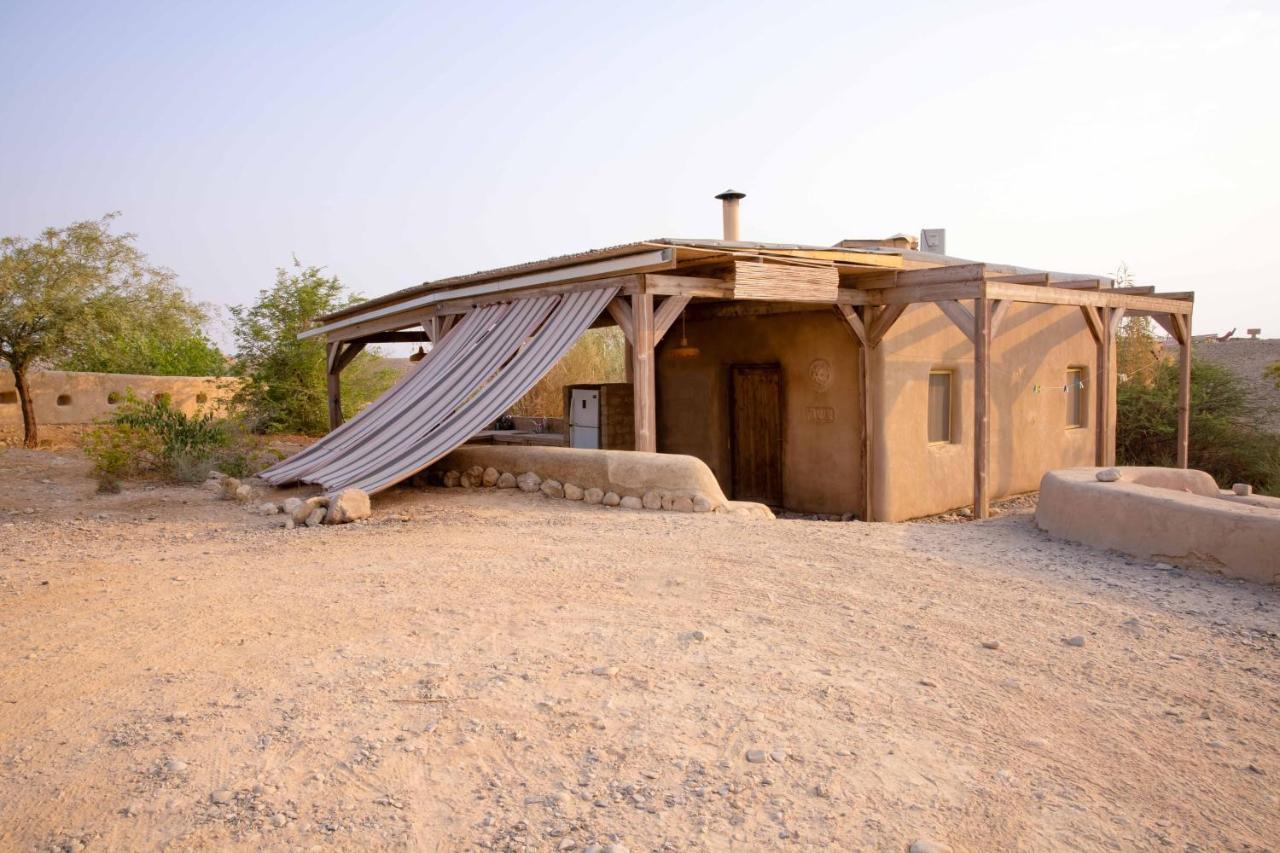 Desert Days Mud Cabin'S Resort Tzukim Екстериор снимка