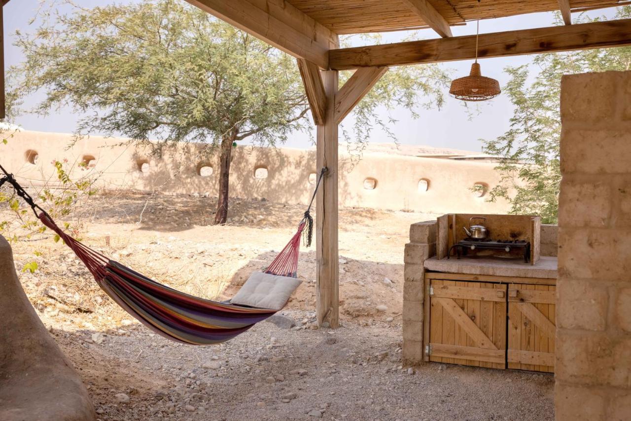 Desert Days Mud Cabin'S Resort Tzukim Екстериор снимка
