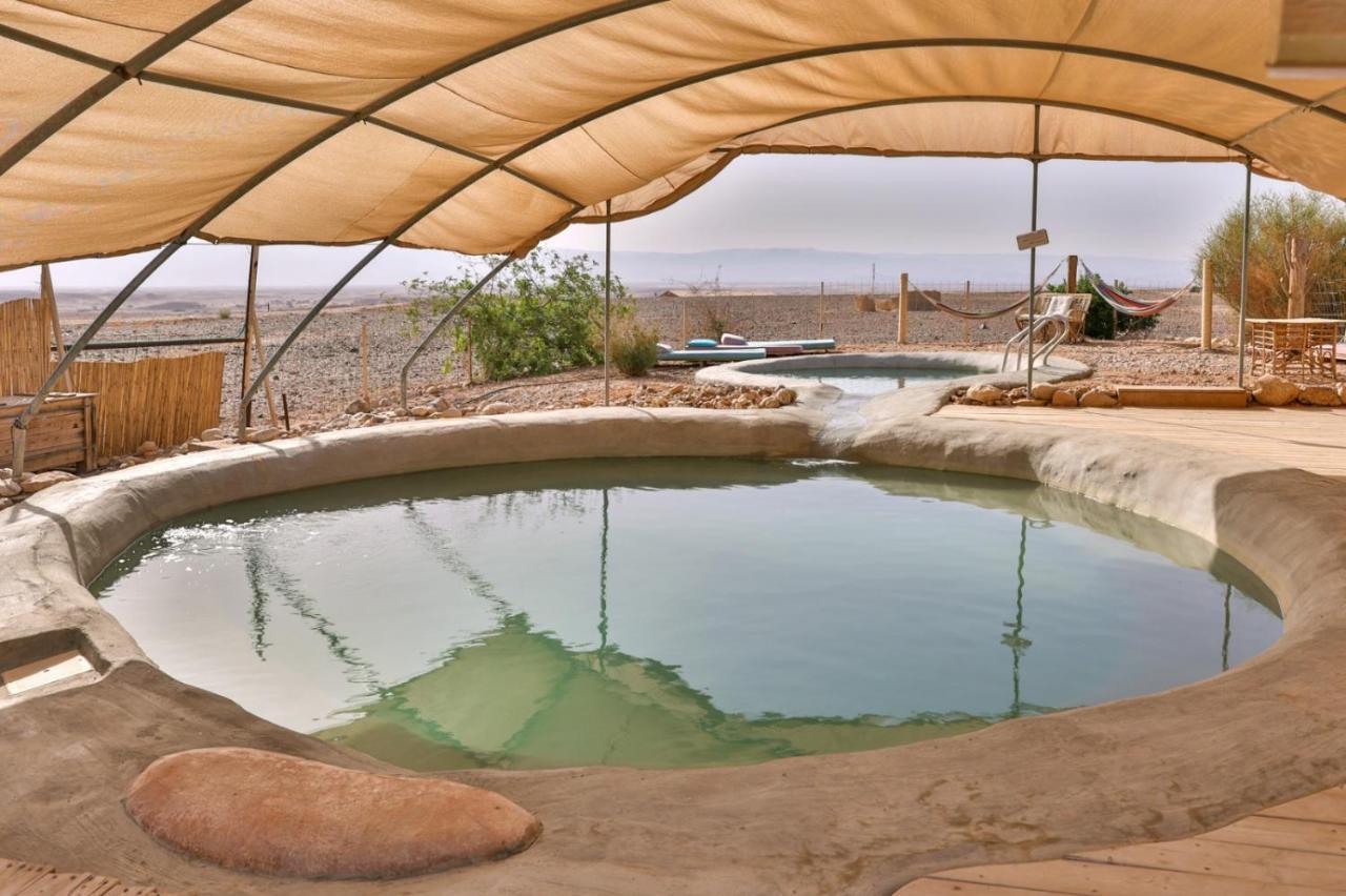 Desert Days Mud Cabin'S Resort Tzukim Екстериор снимка