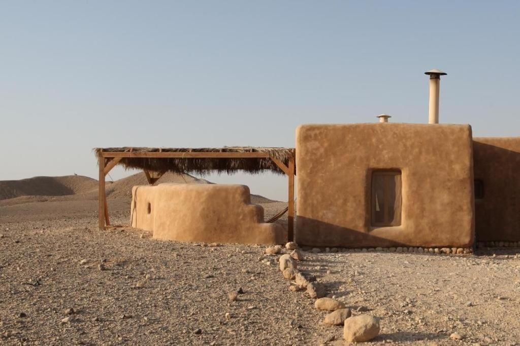 Desert Days Mud Cabin'S Resort Tzukim Екстериор снимка