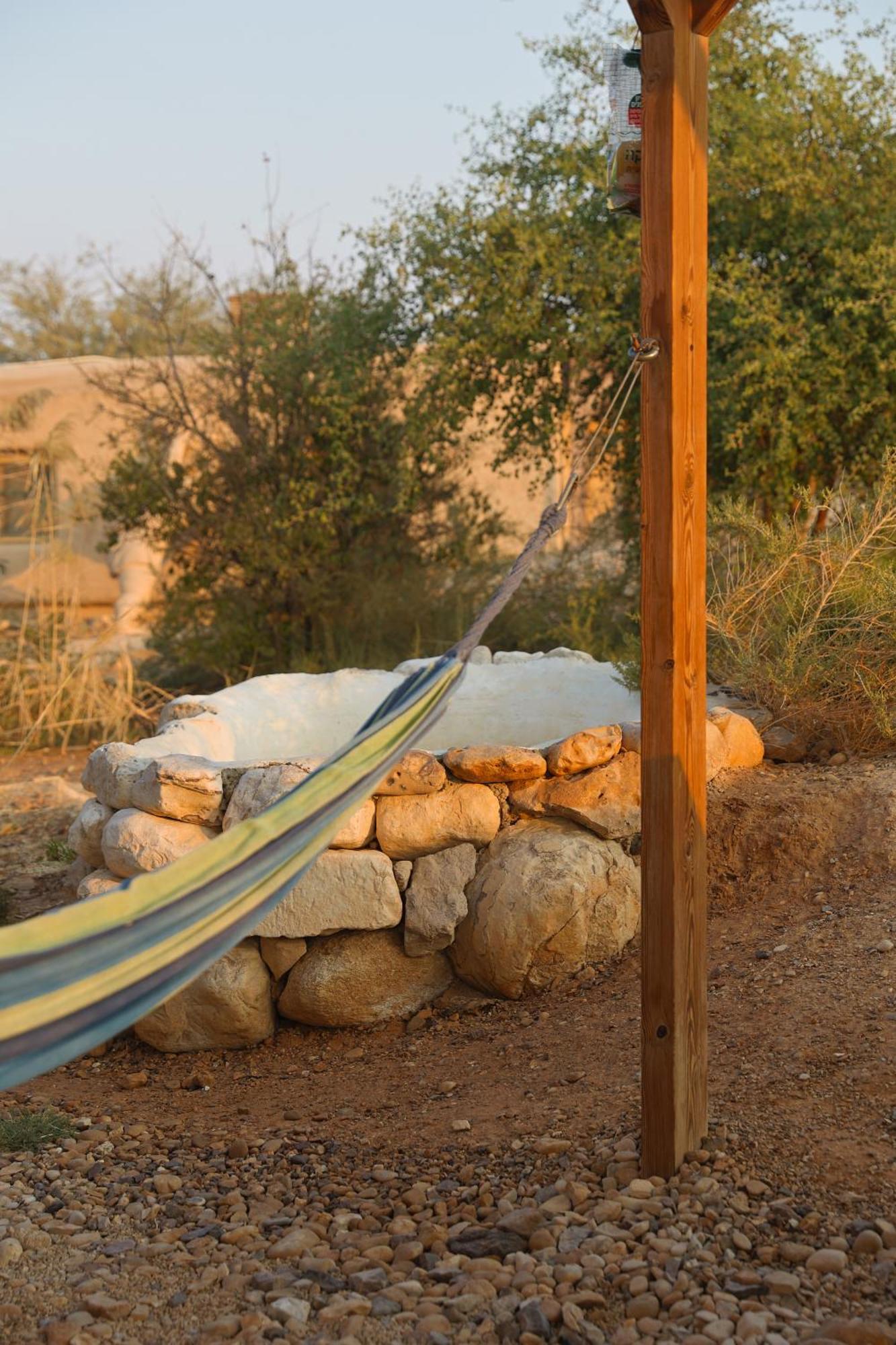 Desert Days Mud Cabin'S Resort Tzukim Екстериор снимка