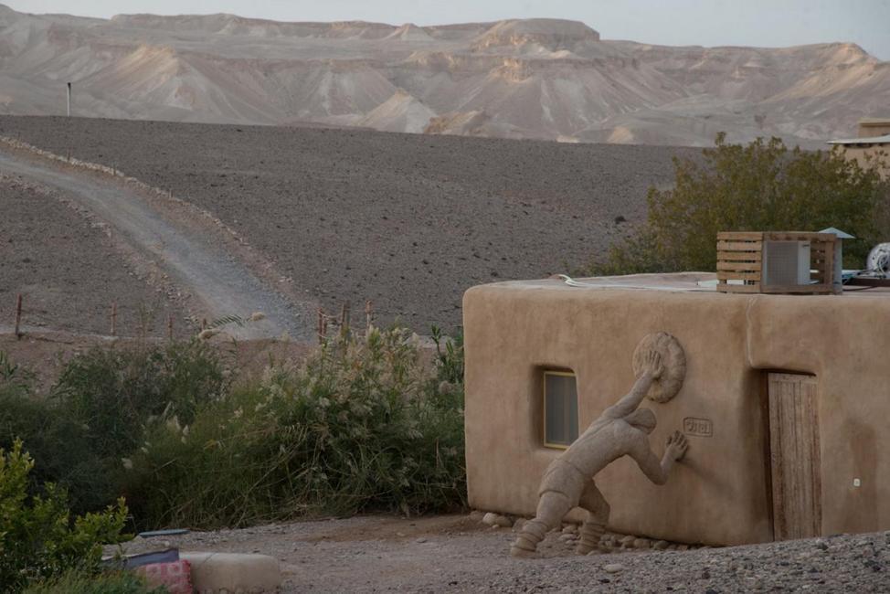 Desert Days Mud Cabin'S Resort Tzukim Екстериор снимка